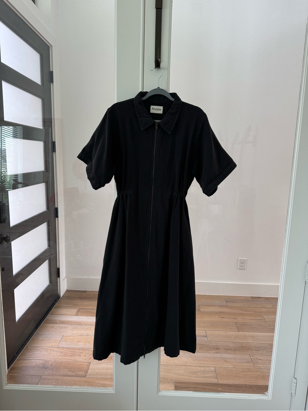 Noble Long Utility Dress - Picture 6 of 11